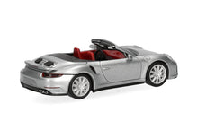 Lade das Bild in den Galerie-Viewer, Porsche 911 (991) Turbo Cabrio, dolomitsilber 1:87