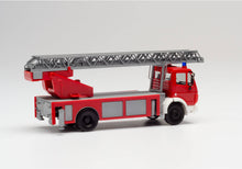 Lade das Bild in den Galerie-Viewer, Mercedes-Benz SK 88 Drehleiter Feuerwehr 1:87