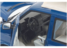 Lade das Bild in den Galerie-Viewer, Volkswagen T4b Westfalia Camper blau 1:18
