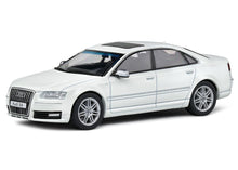 Lade das Bild in den Galerie-Viewer, Audi S8 D3 5.2l - V10 weiss 1:43