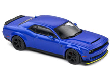 Lade das Bild in den Galerie-Viewer, Dodge Challenger SRT Demon blau - 2018 1:43