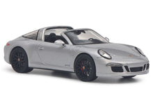 Lade das Bild in den Galerie-Viewer, Porsche 911 Targa 4 GTS 1:43