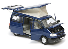 Lade das Bild in den Galerie-Viewer, Volkswagen T4b Westfalia Camper blau 1:18