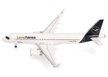 Lade das Bild in den Galerie-Viewer, Lufthansa Airbus A320neo &quot;Lovehansa&quot; -D-AINY &quot;Lingen&quot;  1:200
