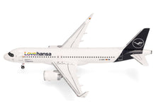 Lade das Bild in den Galerie-Viewer, Lufthansa Airbus A320neo "Lovehansa" -D-AINY "Lingen" 1:200