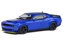 Lade das Bild in den Galerie-Viewer, Dodge Challenger SRT Demon blau - 2018 1:43