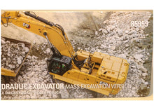 Lade das Bild in den Galerie-Viewer, Cat 395 Next Generation Hydraulic Excavator 1:50
