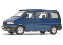 Lade das Bild in den Galerie-Viewer, Volkswagen T4b Westfalia Camper blau 1:18