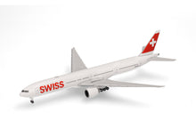 Lade das Bild in den Galerie-Viewer, Swiss International Air Lines Boeing 777-300ER HB-JNK Luzern 1:500
