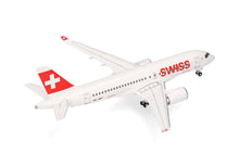 Lade das Bild in den Galerie-Viewer, Swiss International Air Lines Airbus A220-100 1:200