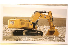 Lade das Bild in den Galerie-Viewer, Cat 395 Next Generation Hydraulic Excavator 1:50
