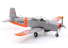 Lade das Bild in den Galerie-Viewer, Pilatus P-3 A-829 Museum Altenrhein HB-RCJ inkl. Chromständer 1:72