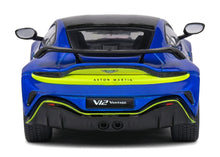 Lade das Bild in den Galerie-Viewer, Aston Martin Vantage V12 blau - 2023 1:43