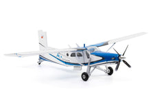 Lade das Bild in den Galerie-Viewer, Pilatus PC-6 HB-FKM Paracentro Locarno 1:72