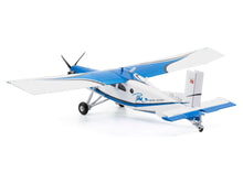 Lade das Bild in den Galerie-Viewer, Pilatus PC-6 HB-FKM Paracentro Locarno 1:72
