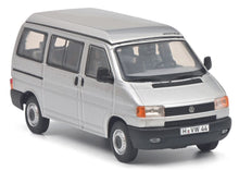 Lade das Bild in den Galerie-Viewer, Set VW Camping Bus 1:43