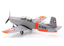 Lade das Bild in den Galerie-Viewer, Pilatus P-3 A-829 Museum Altenrhein HB-RCJ inkl. Chromständer 1:72