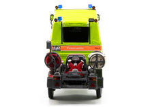 Lade das Bild in den Galerie-Viewer, Pinzgauer 710 4x4 Feuerwehr Zweisimmen mit Motorspritze 1:43