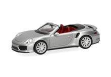Lade das Bild in den Galerie-Viewer, Porsche 911 (991) Turbo Cabrio, dolomitsilber 1:87