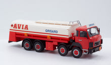 Lade das Bild in den Galerie-Viewer, Saurer D330B 8x4 Tankwagen Avia 1:50