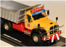 Lade das Bild in den Galerie-Viewer, Saurer D330B 6x6 Steinmulde Fuster 1:50
