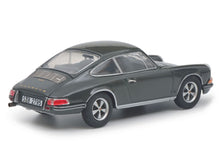 Lade das Bild in den Galerie-Viewer, Porsche 911S Coupé mit Figur 1:43