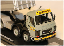 Lade das Bild in den Galerie-Viewer, D330B 8x4 Kipper Toggenburger 1:50