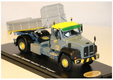 Lade das Bild in den Galerie-Viewer, Saurer D330B Hauber 4x4 Kipper Dozza