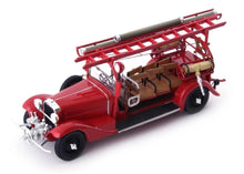 Lade das Bild in den Galerie-Viewer, Tatra 70 Feuerwehr CZ rot Baujahr 1931