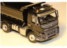 Lade das Bild in den Galerie-Viewer, Volvo FMX Black Edition Kipper 1:50