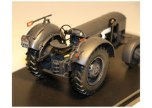 Lade das Bild in den Galerie-Viewer, Vevey 560 Armeetraktor 1:32