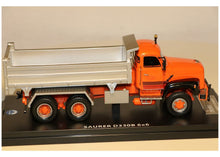Lade das Bild in den Galerie-Viewer, Saurer D330B 6x6 Kipper Vicari 1:50