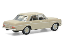 Lade das Bild in den Galerie-Viewer, Mercedes Benz 8 beige 1:87