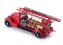 Lade das Bild in den Galerie-Viewer, Tatra 70 Feuerwehr CZ rot Baujahr 1931 1:43