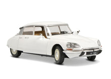 Lade das Bild in den Galerie-Viewer, Citroen DS, weiss 1:18