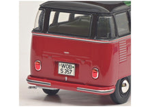 Lade das Bild in den Galerie-Viewer, VW T1b Samba schwarzbraun / dunkelrot 1:32