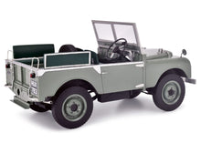 Lade das Bild in den Galerie-Viewer, Land Rover 80 1:12