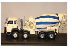 Lade das Bild in den Galerie-Viewer, SAURER D330B F8x4 Betonmischer Nüssli 1:43