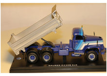 Lade das Bild in den Galerie-Viewer, Saurer D330B 6x6 Kipper Messe blau 1:50