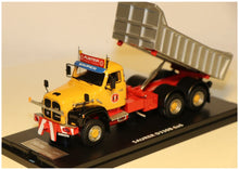 Lade das Bild in den Galerie-Viewer, Saurer D330B 6x6 Steinmulde Fuster 1:50