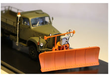 Lade das Bild in den Galerie-Viewer, Berna 2VM mit Räumschild orange 1:43