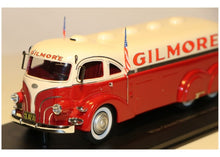 Lade das Bild in den Galerie-Viewer, White Gilmore Streamline Tank Truck (USA, 1935) 1:43