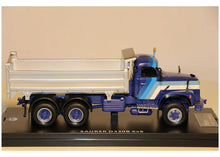 Lade das Bild in den Galerie-Viewer, Saurer D330B 6x6 Kipper Messe blau 1:50