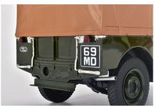 Lade das Bild in den Galerie-Viewer, Land Rover 80 dunkelgrün 1:12