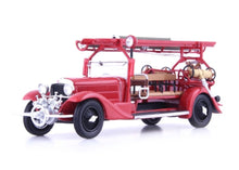 Lade das Bild in den Galerie-Viewer, Tatra 70 Feuerwehr CZ rot Baujahr 1931 1:43
