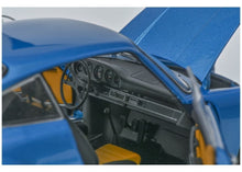 Lade das Bild in den Galerie-Viewer, Porsche 911 S Coupé blau 1:18