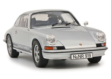 Lade das Bild in den Galerie-Viewer, Porsche 911S Coupé silber 1:18