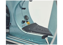 Lade das Bild in den Galerie-Viewer, Motorrad PX 125 70 Years blau met 1:10