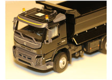 Lade das Bild in den Galerie-Viewer, Volvo FMX Black Edition Kipper 1:50