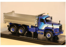 Lade das Bild in den Galerie-Viewer, Saurer D330B 6x6 Kipper Messe blau 1:50